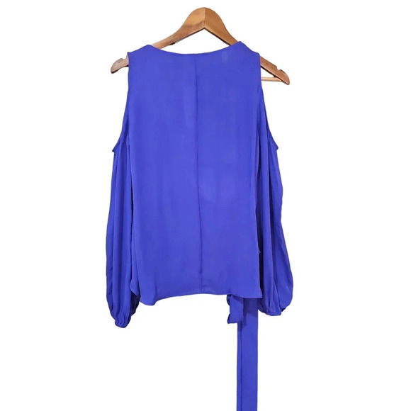 Artelier Nicole Miller Cold Shoulder Silk Wrap Blouse Blue Size S NWT - Picture 4 of 9